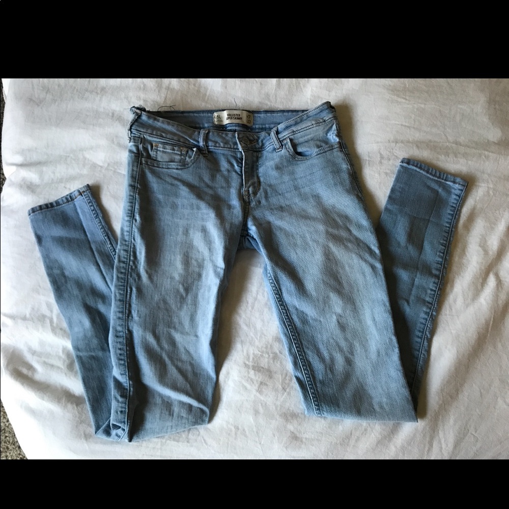 Light, stretchy denim jeans. Size 5L (W27 & L33)